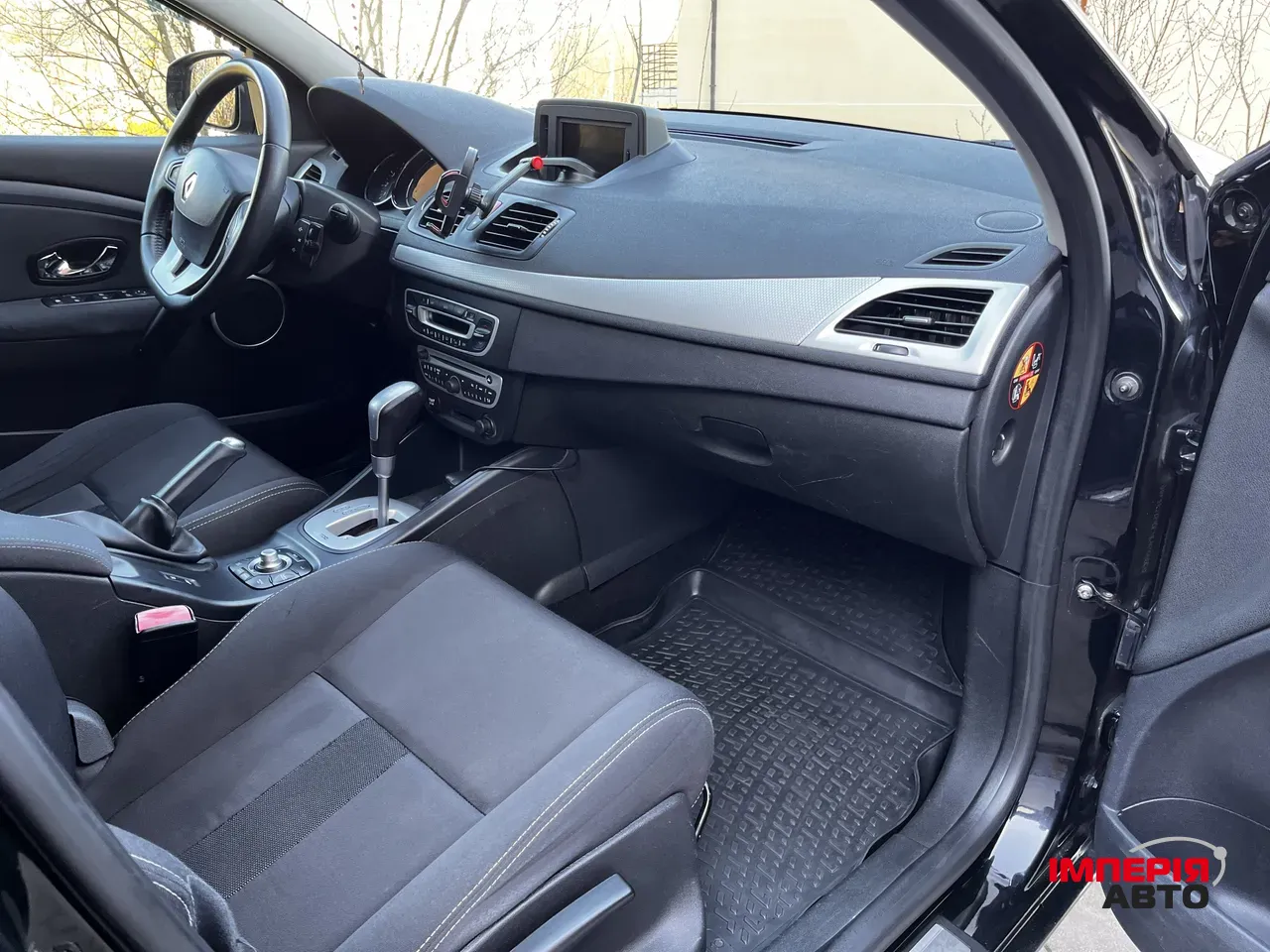 Renault Megane - фото 23