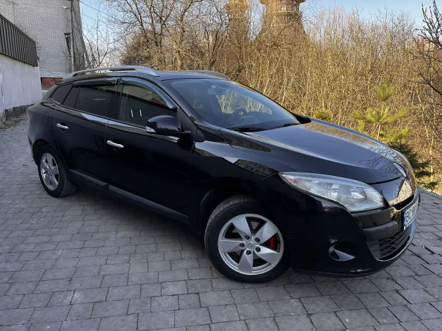 Renault Megane - фото 3