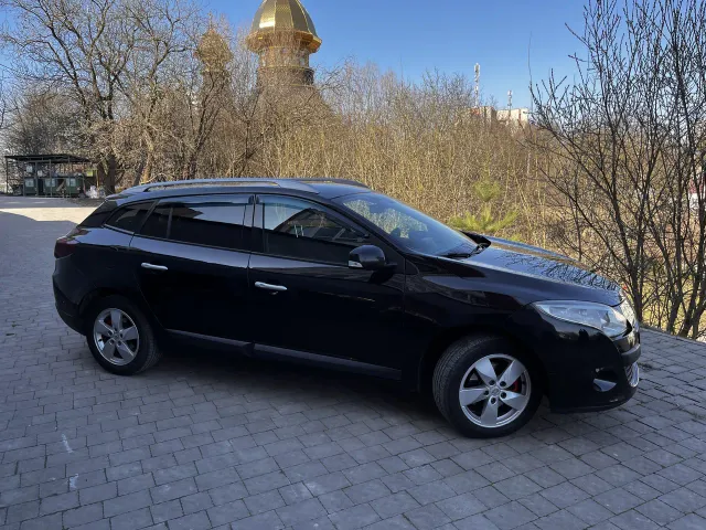 Renault Megane - фото 4