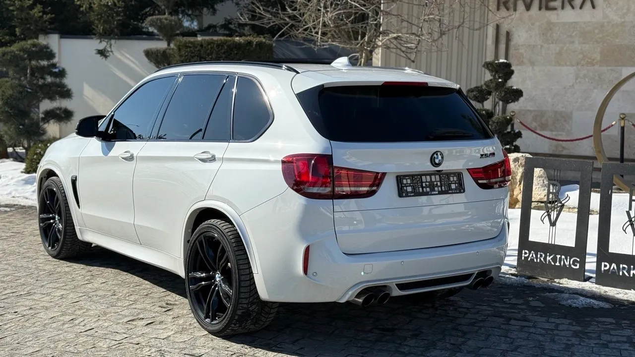 BMW X5 M - фото 20