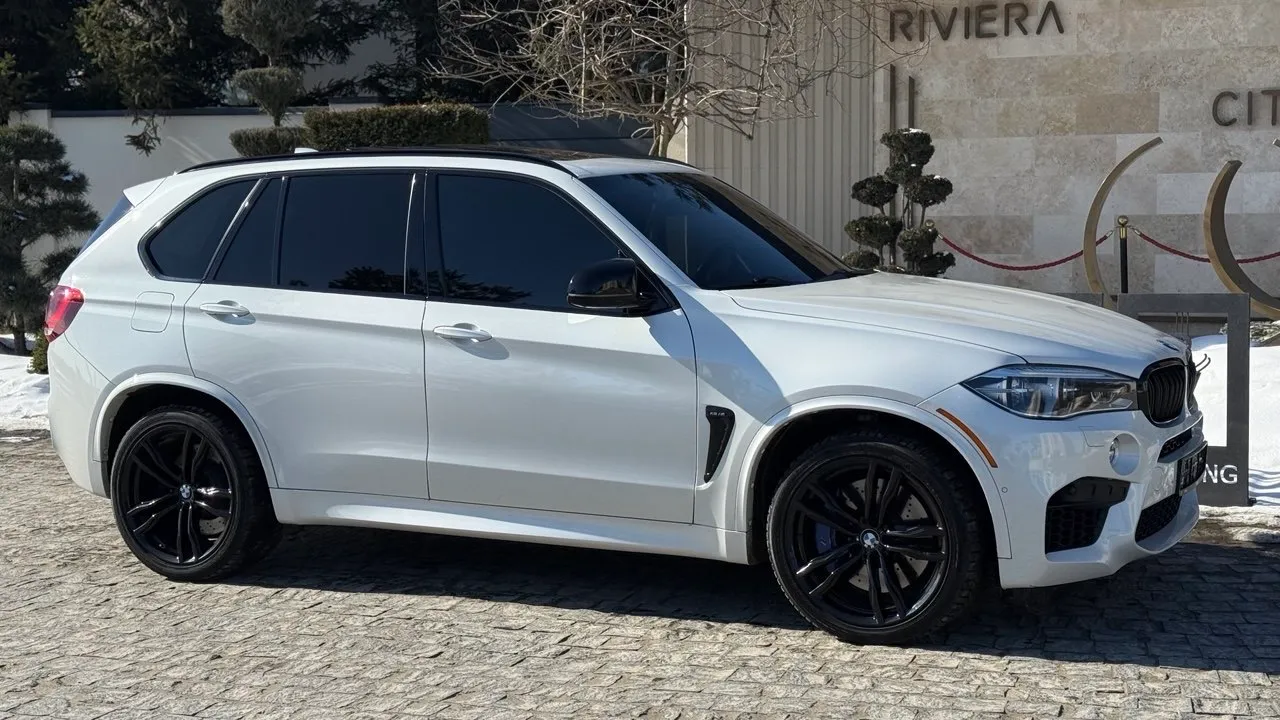 BMW X5 M - фото 28