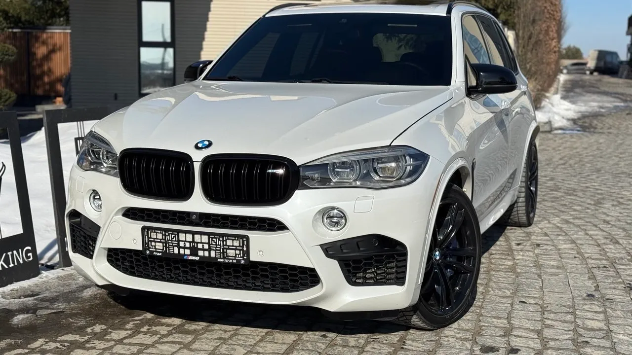 BMW X5 M - фото 23