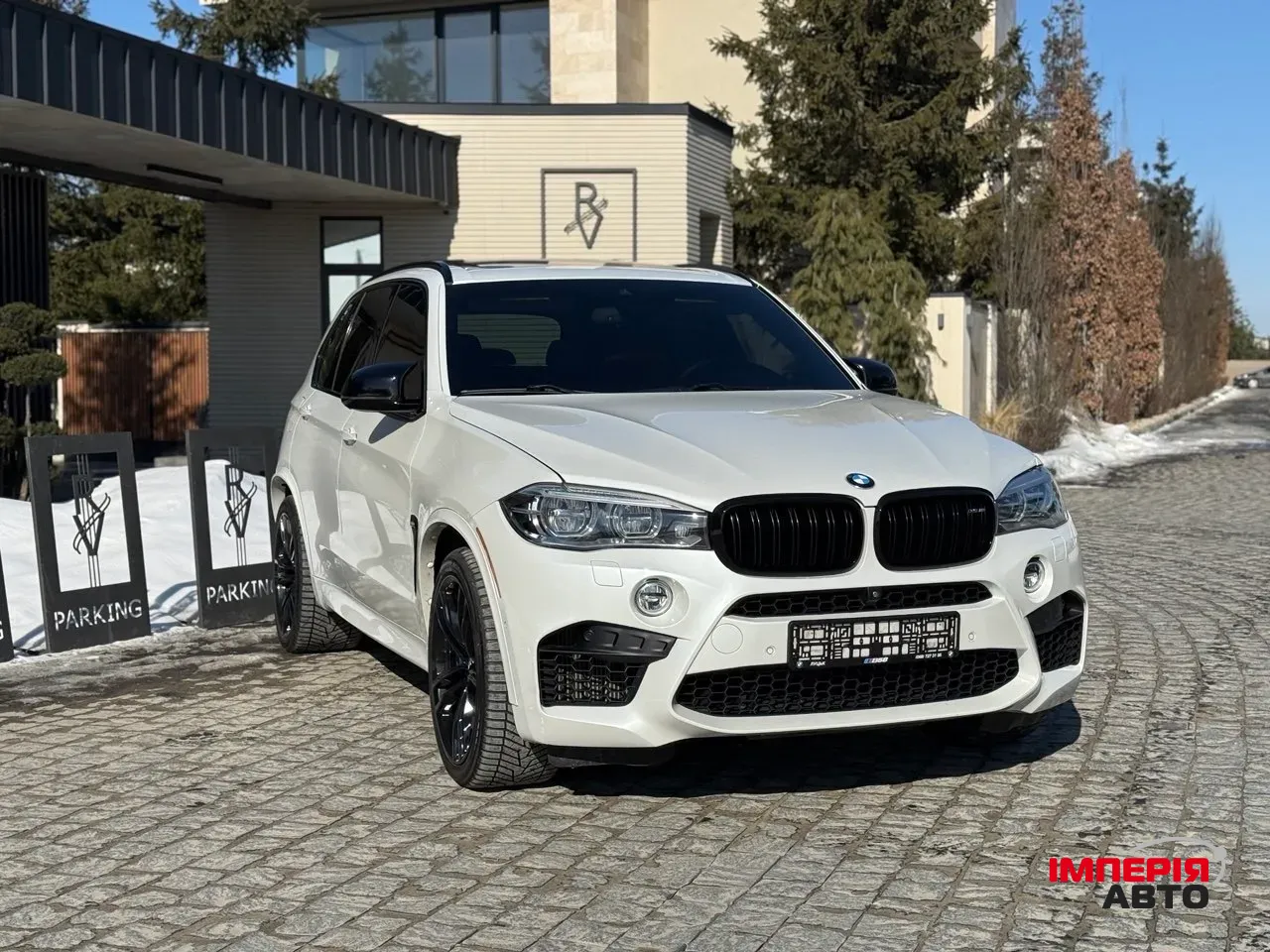 BMW X5 M - фото 9