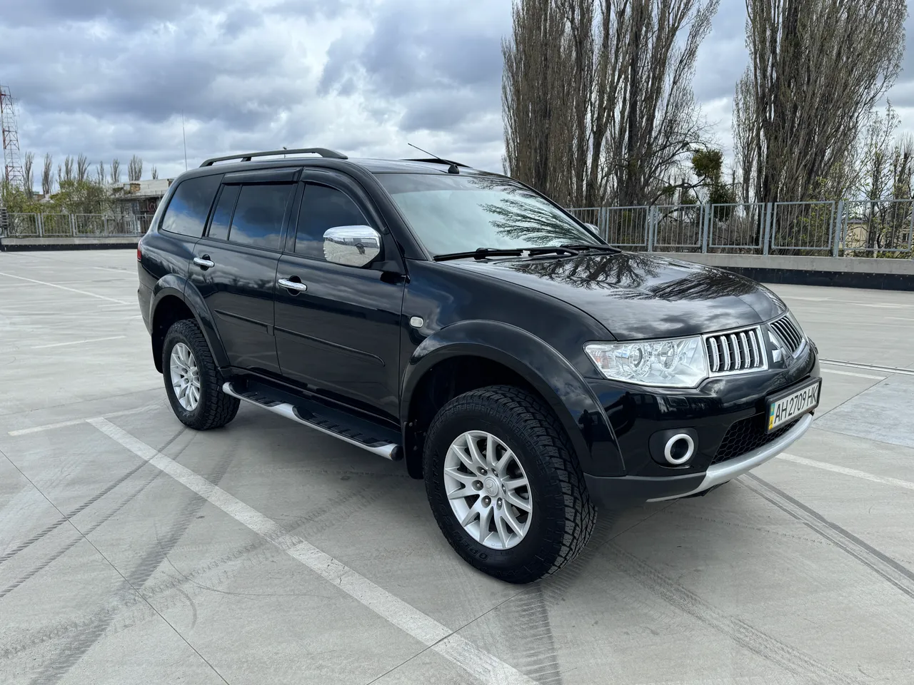 Mitsubishi Pajero Sport - фото 8