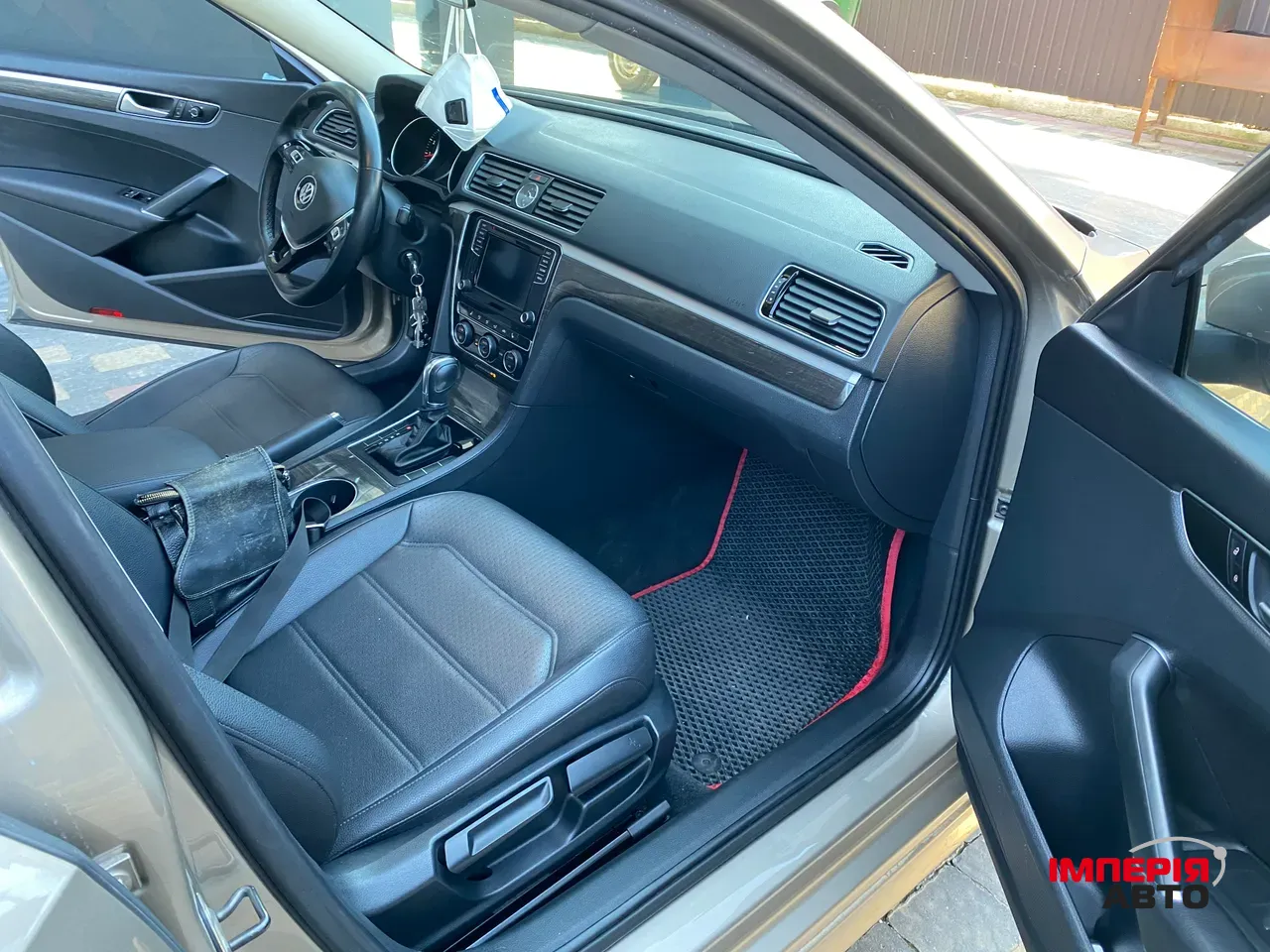 Volkswagen Passat - фото 9