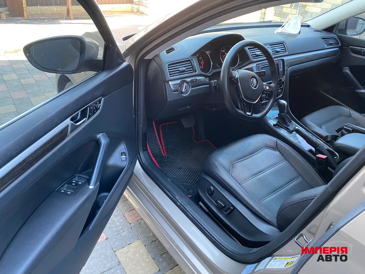 Volkswagen Passat - фото 8
