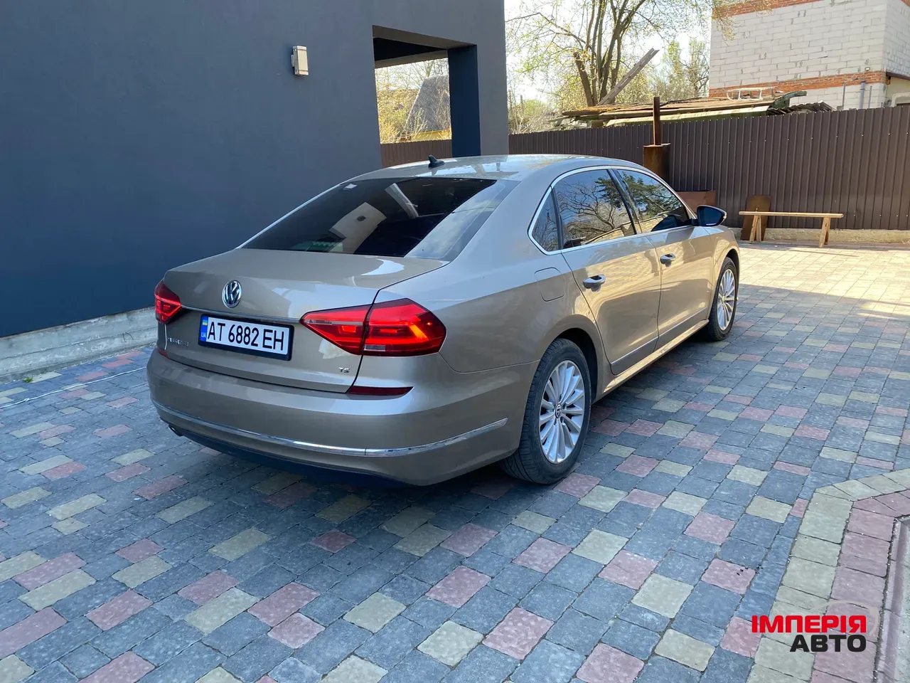 Volkswagen Passat - фото 5