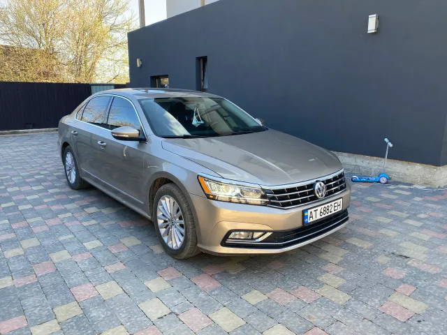 Volkswagen Passat - фото 1