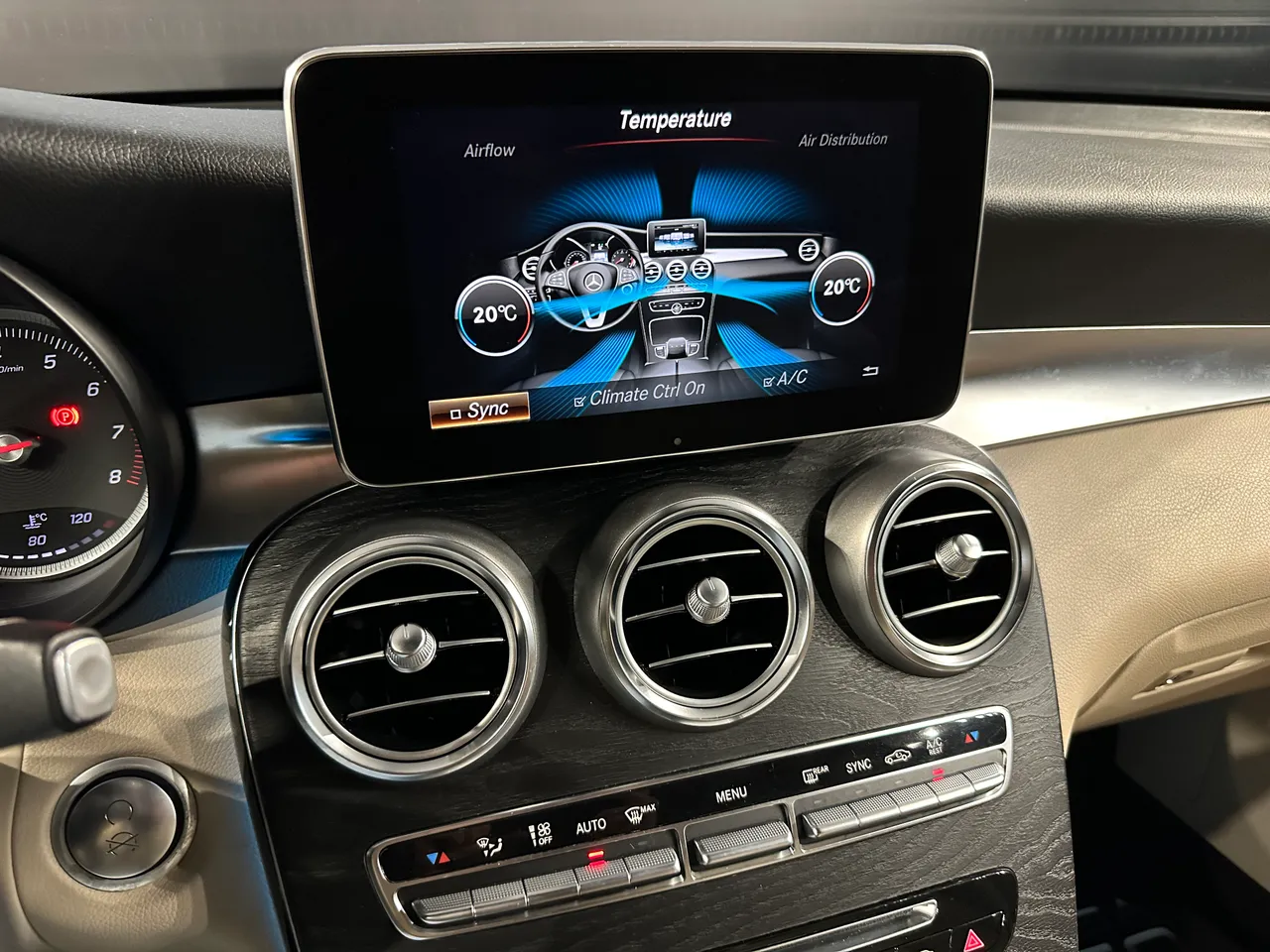 Mercedes-Benz GLC Coupe - фото 16