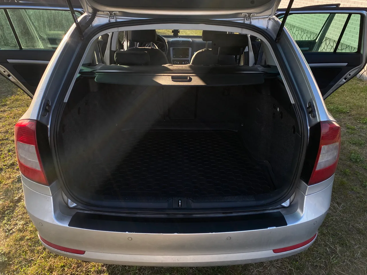 Skoda Octavia - фото 8