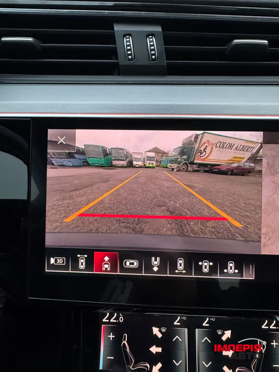 Audi e-tron - фото 30