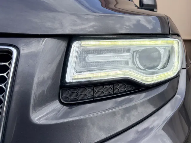 Jeep Grand Cherokee - фото 2