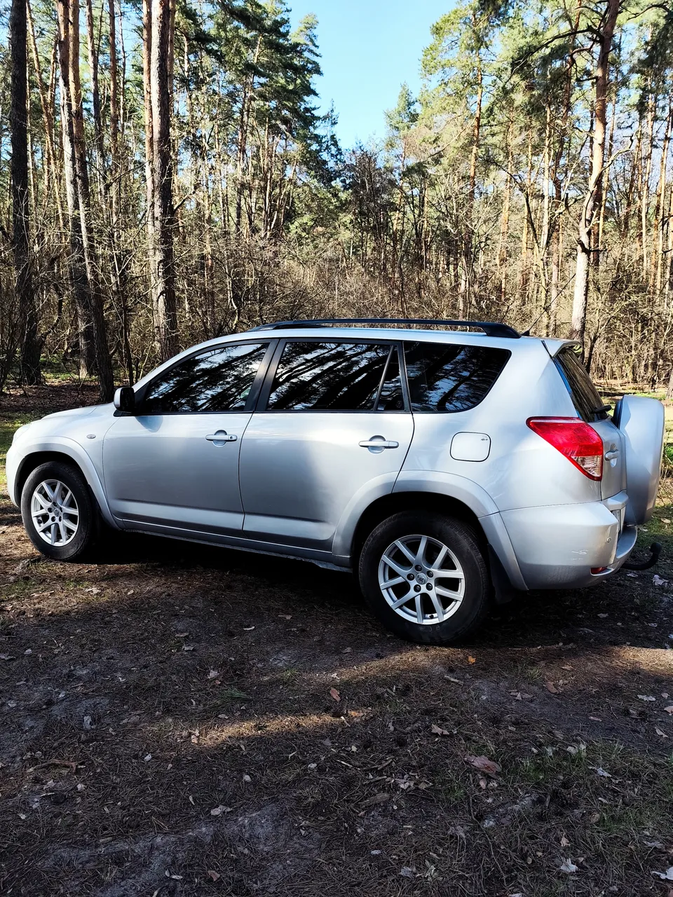 Toyota RAV4 - фото 16
