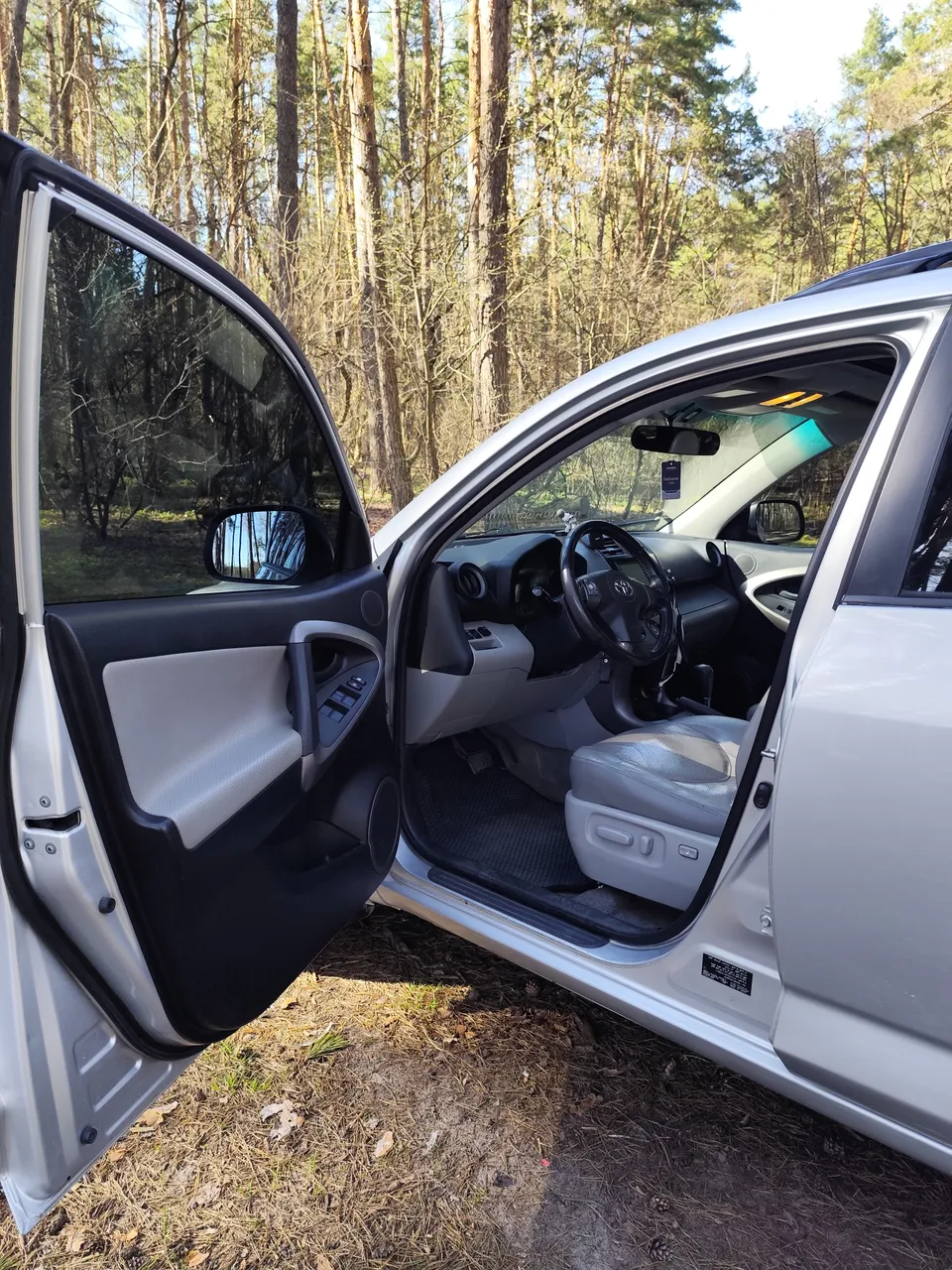 Toyota RAV4 - фото 21