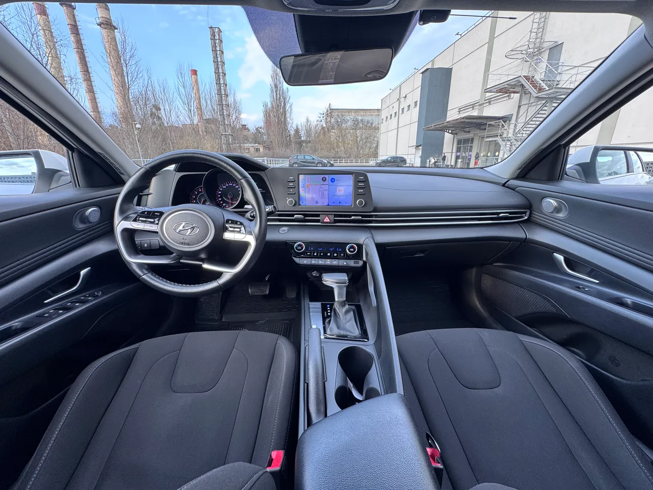 Hyundai Elantra - фото 8