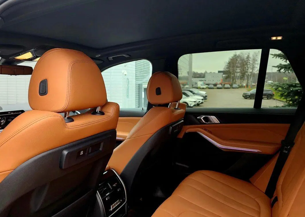 BMW X5 - фото 6