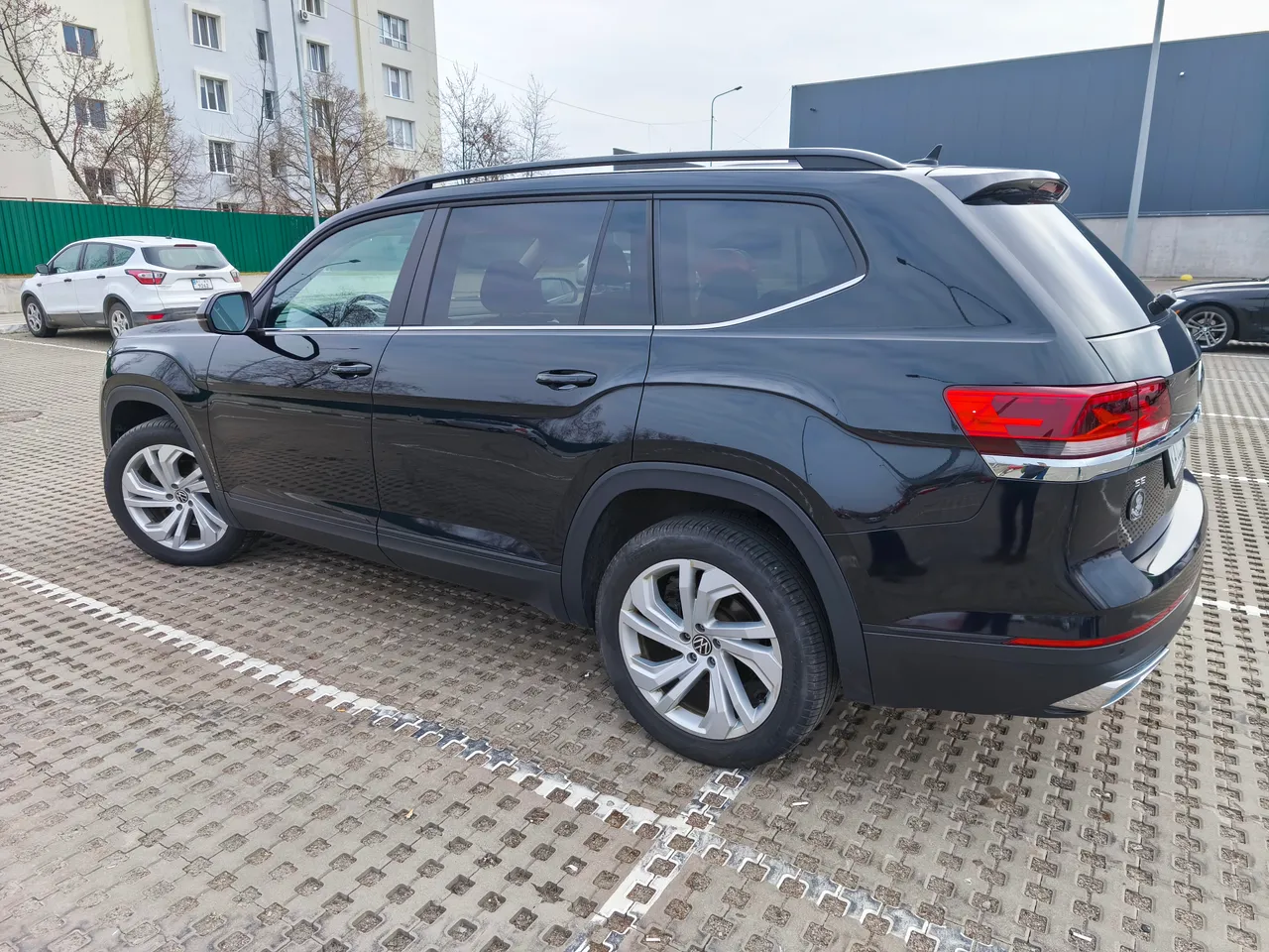 Volkswagen Atlas - фото 11