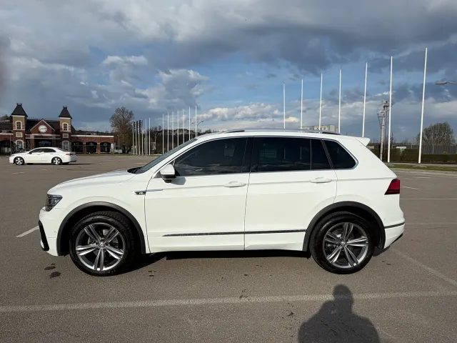 Volkswagen Tiguan - фото 3