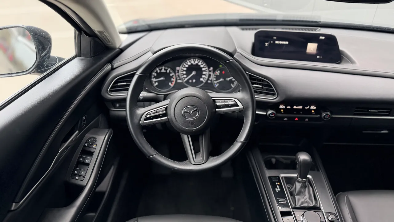 Mazda CX-30 - фото 29