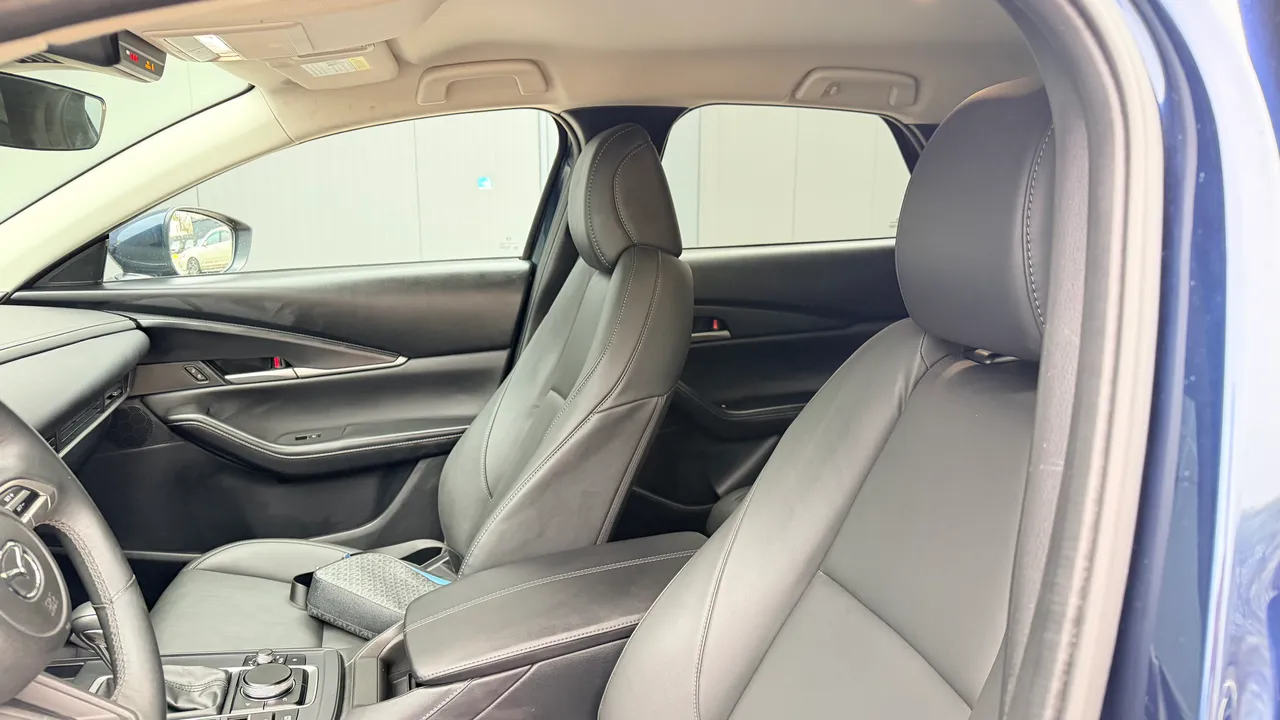 Mazda CX-30 - фото 31