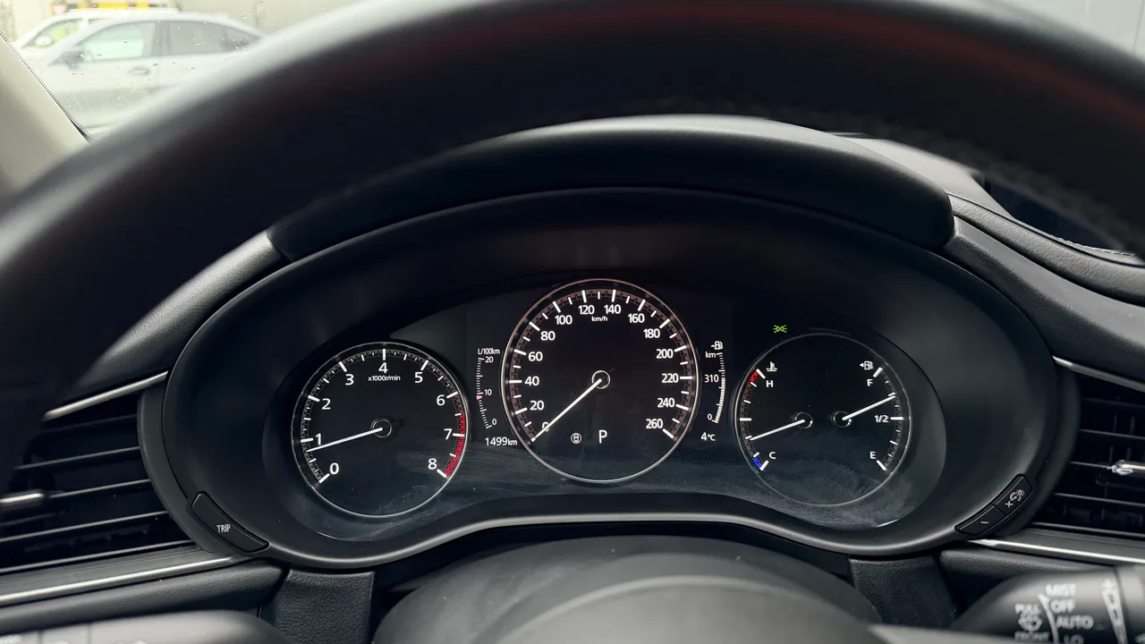 Mazda CX-30 - фото 32