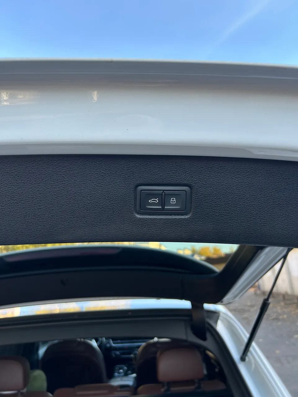 Audi Q7 - фото 23