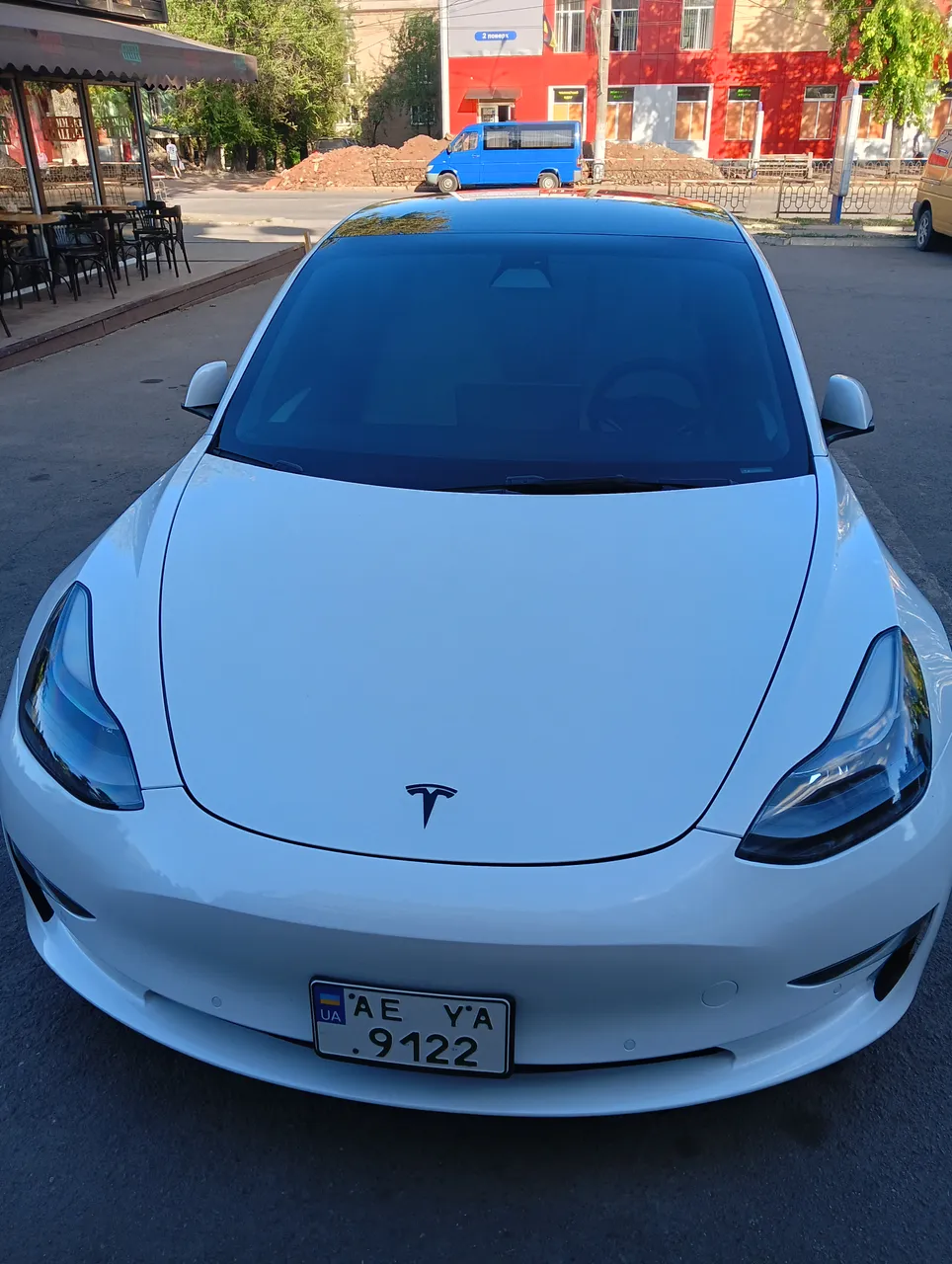 Tesla Model 3 - фото 12