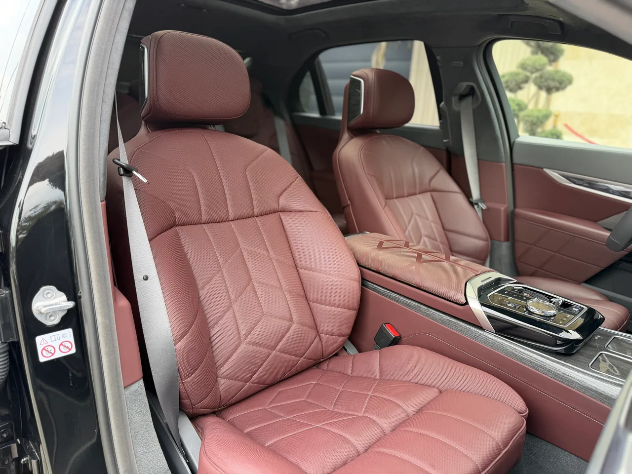 BMW 7 серії - фото 66