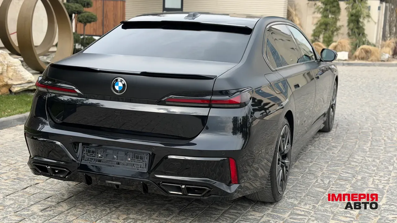 BMW 7 серії - фото 55