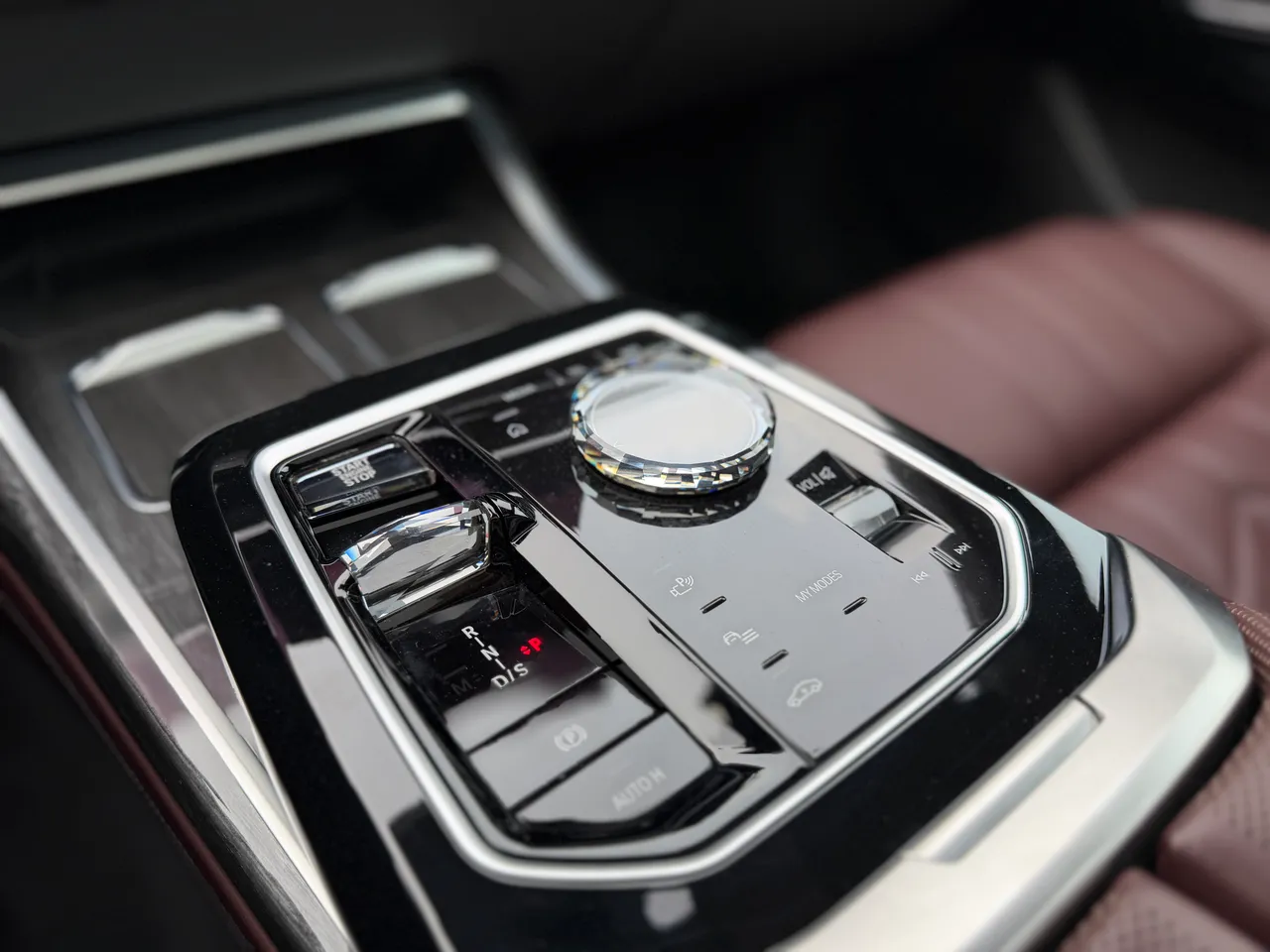 BMW 7 серії - фото 91