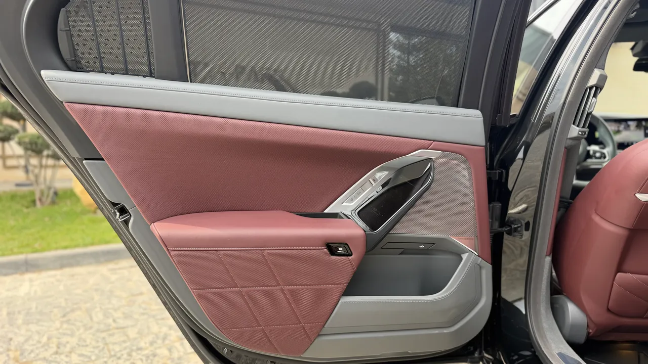 BMW 7 серії - фото 94