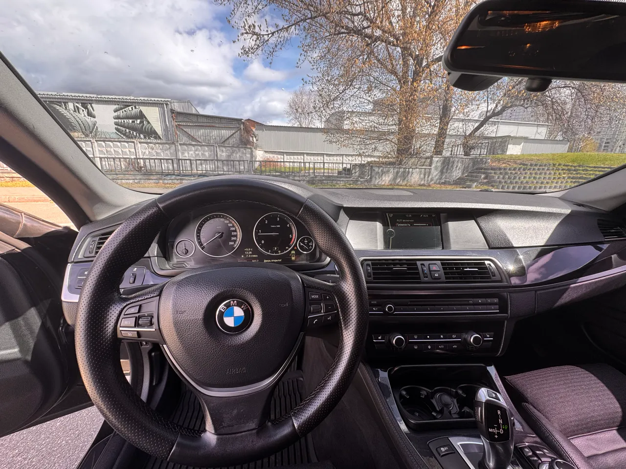 BMW 5 серії - фото 8