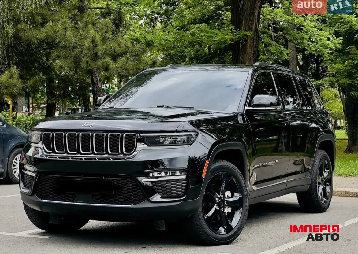 Jeep Grand Cherokee - фото 1