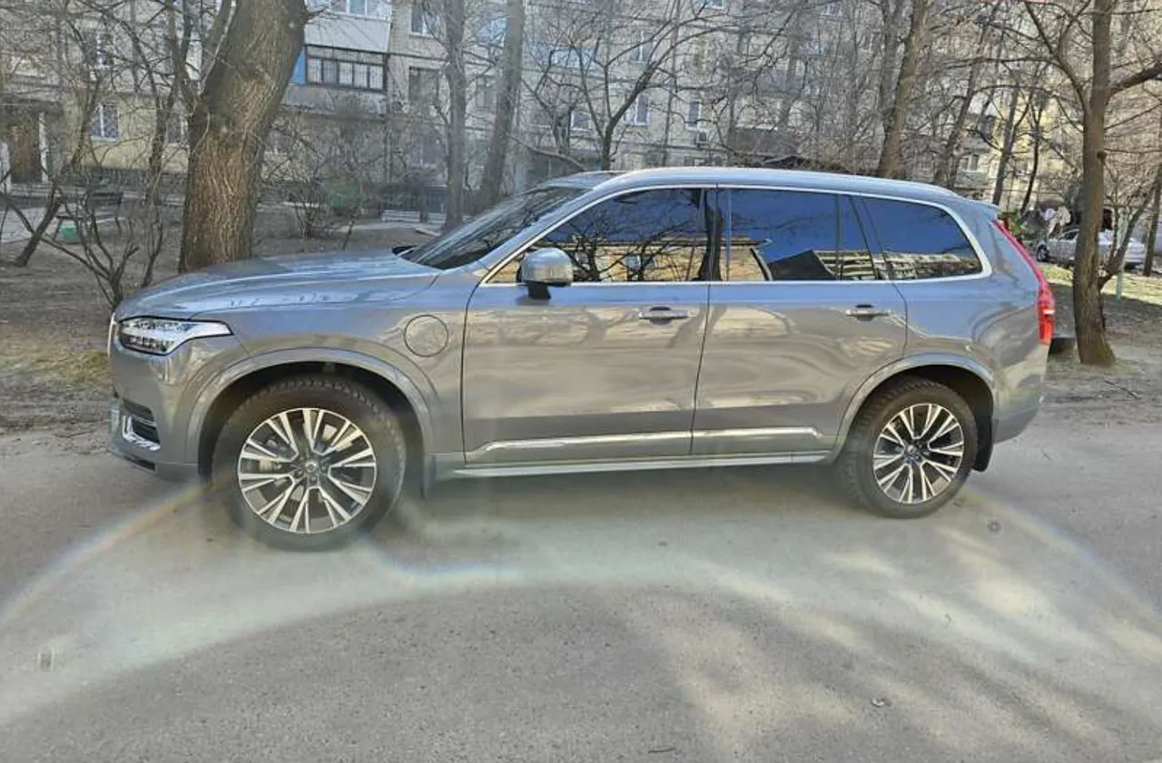 Volvo XC90 - фото 4