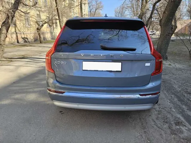 Volvo XC90 - фото 5