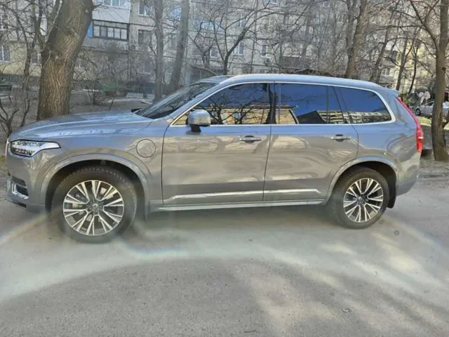 Volvo XC90 - фото 4