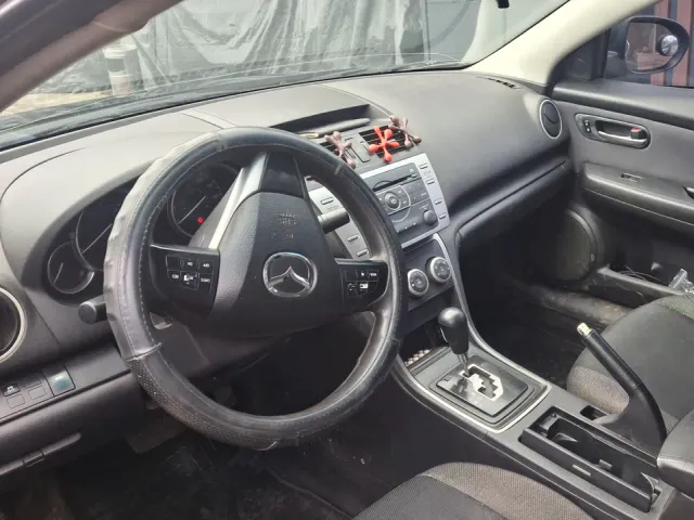 Mazda 6 - фото 3