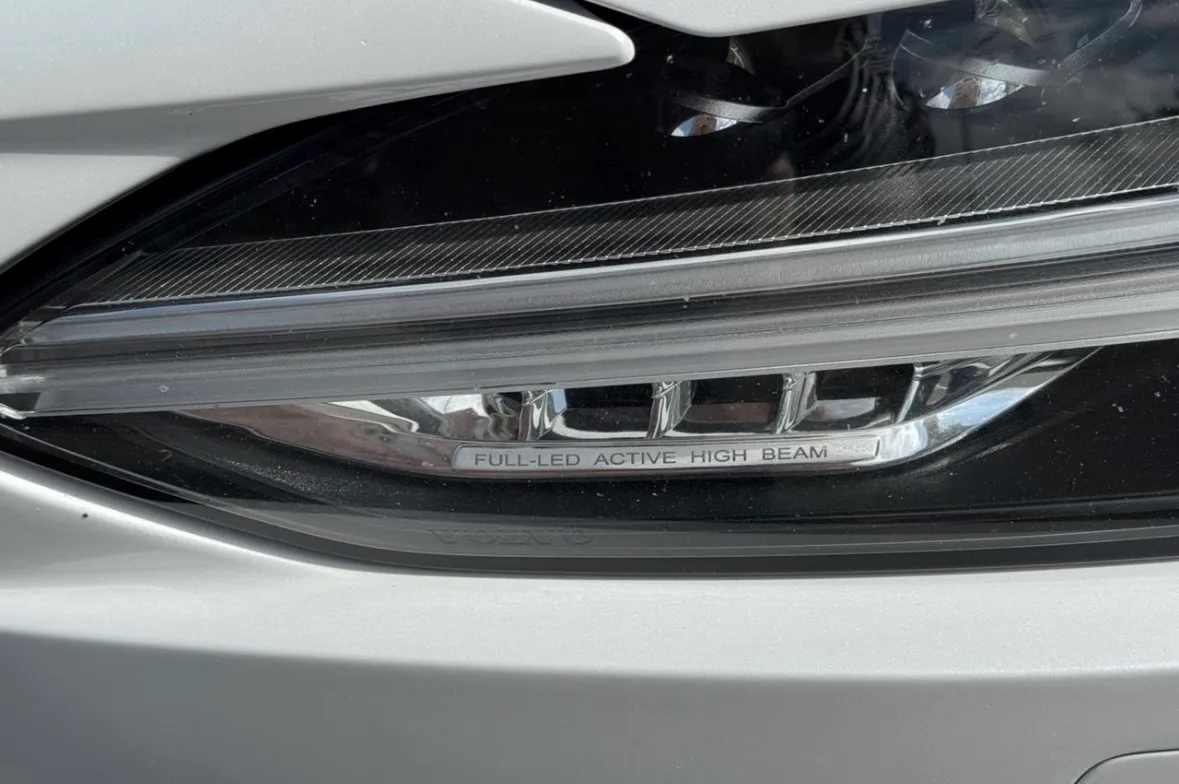 Volvo S90 - фото 11