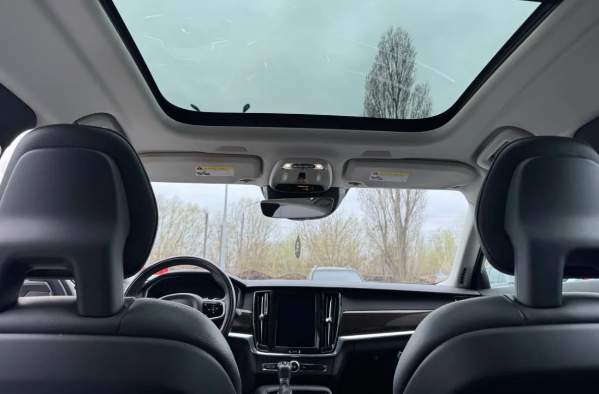 Volvo S90 - фото 15