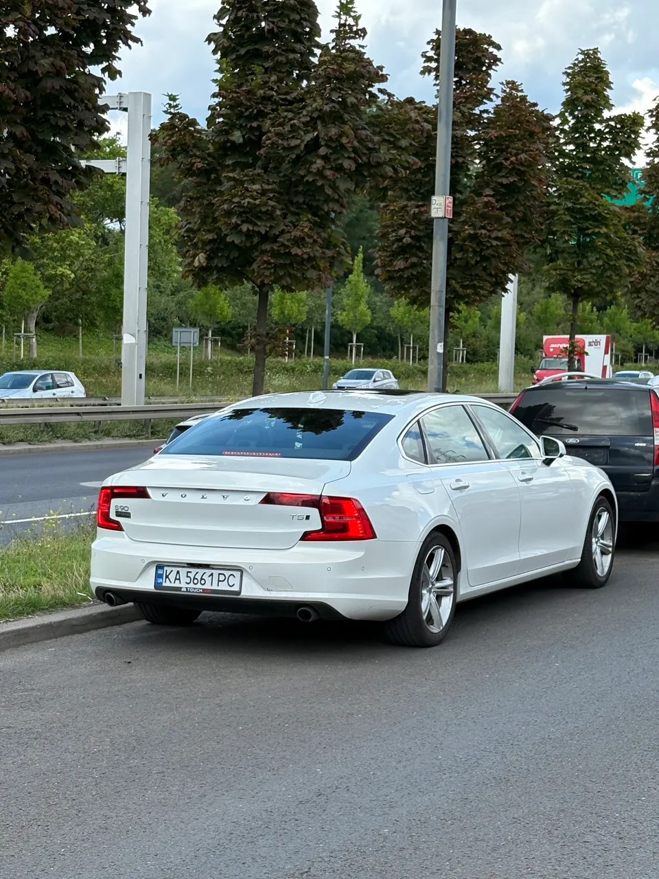 Volvo S90 - фото 26