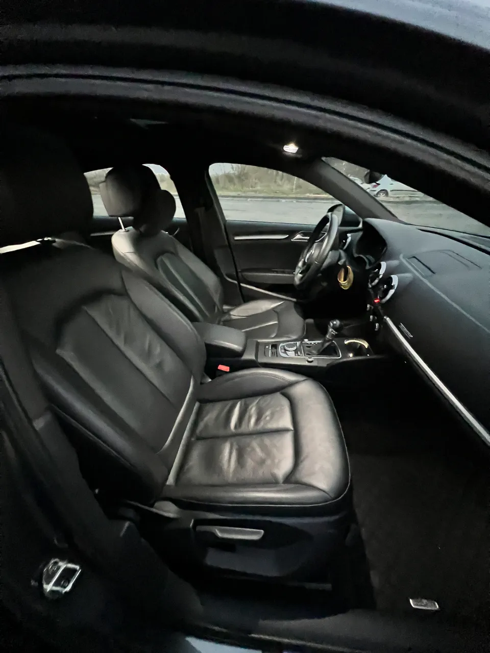 Audi A3 - фото 12