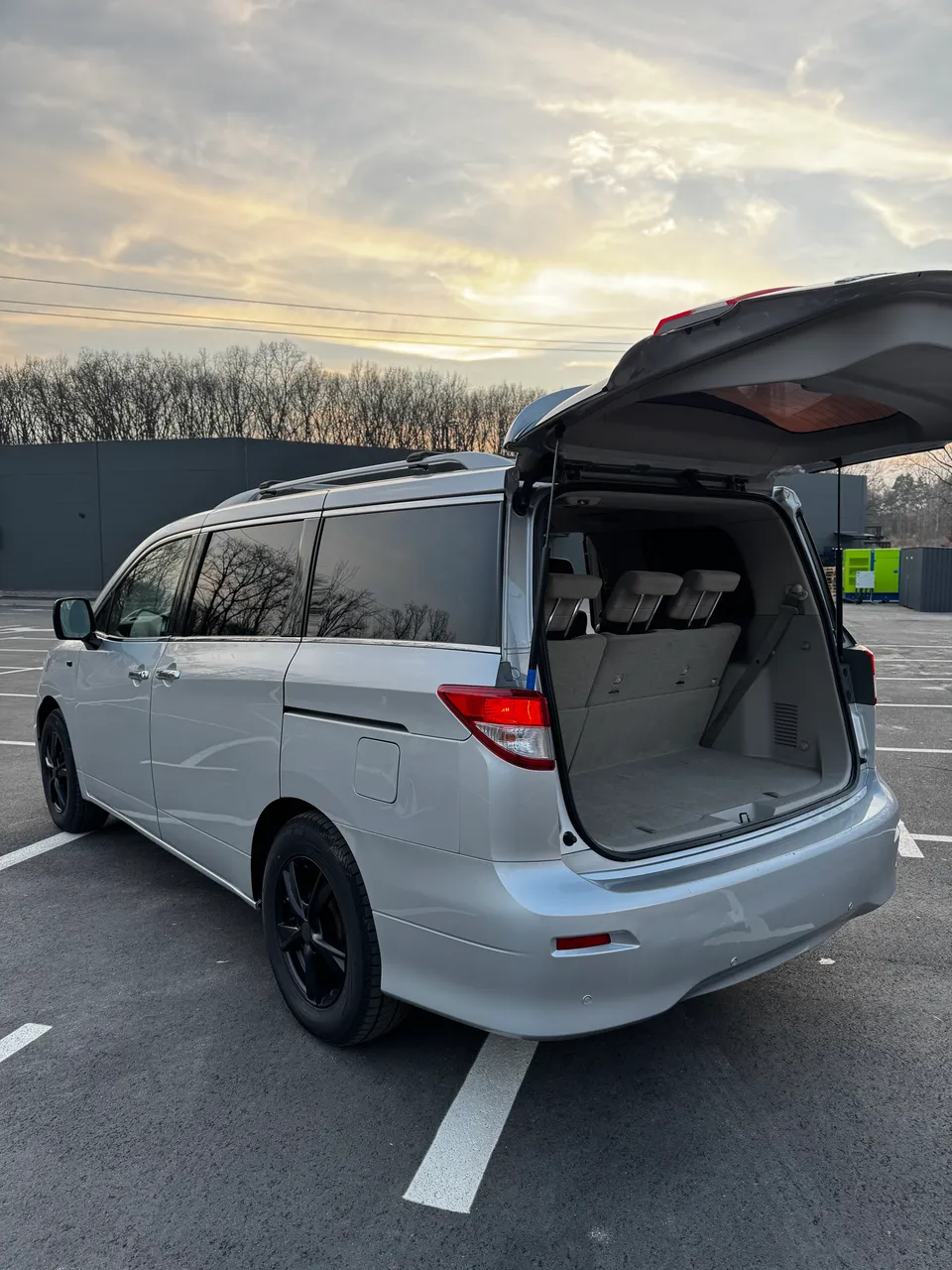 Nissan Quest - фото 4