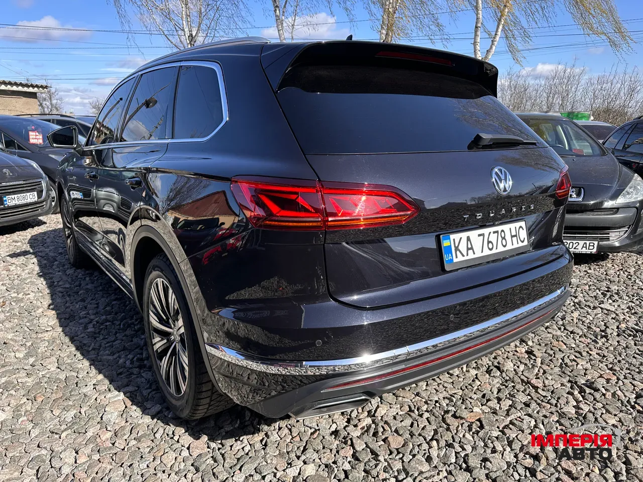 Volkswagen Touareg - фото 10
