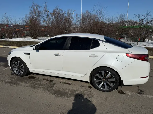 Kia Optima - фото 3
