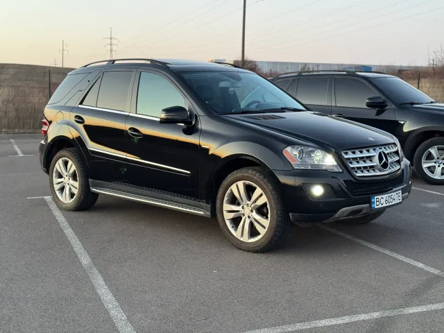 Mercedes-Benz M-Класс - фото 4