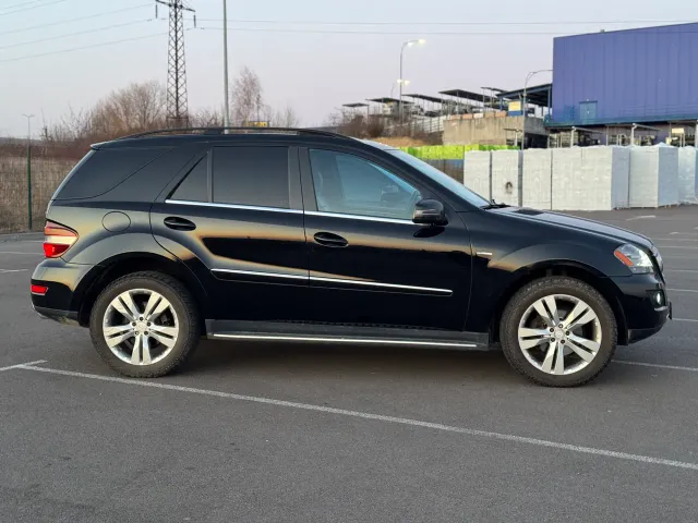 Mercedes-Benz M-Класс - фото 3