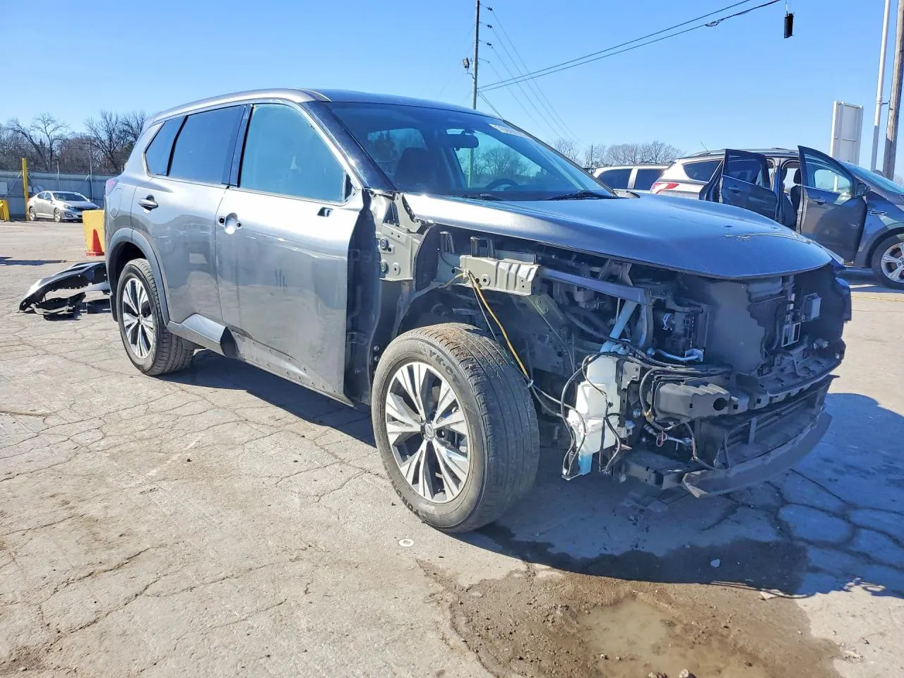 Nissan Rogue - фото 2