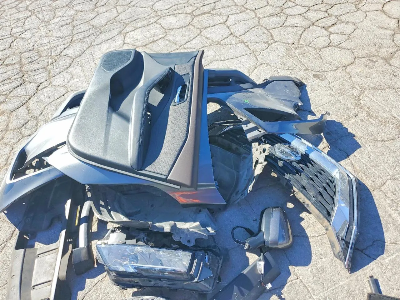 Nissan Rogue - фото 10