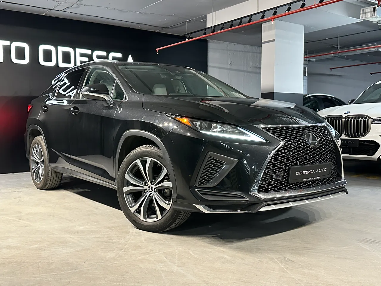 Lexus RX - фото 2