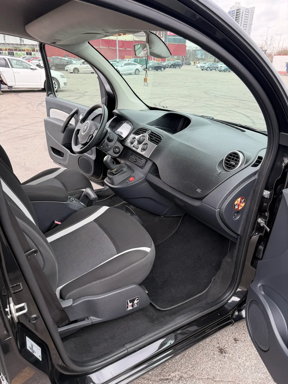 Renault Kangoo - фото 13
